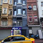 Alaca 3*